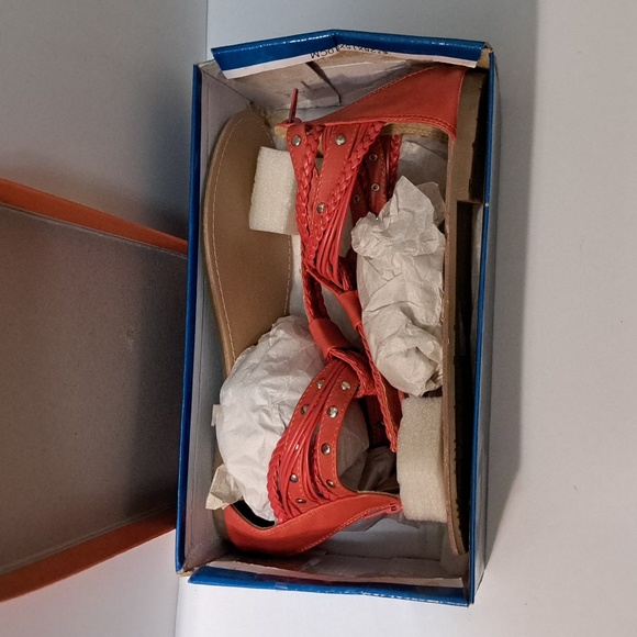 New Women's if Carrini Thong Sandals Coral color Sz 7.5 - Picture 8 of 8